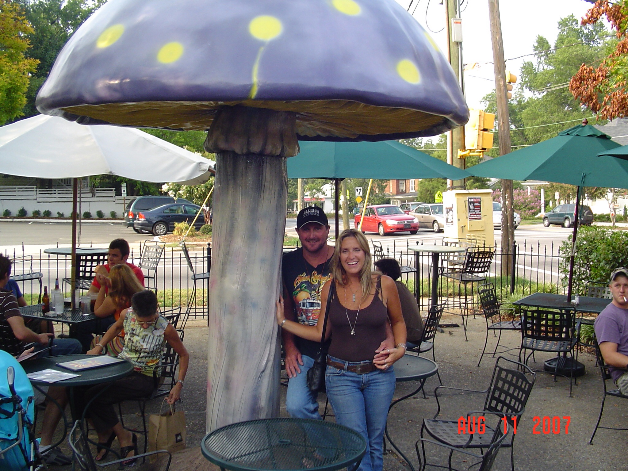 Tim & Lori at the Mellow Mushroom