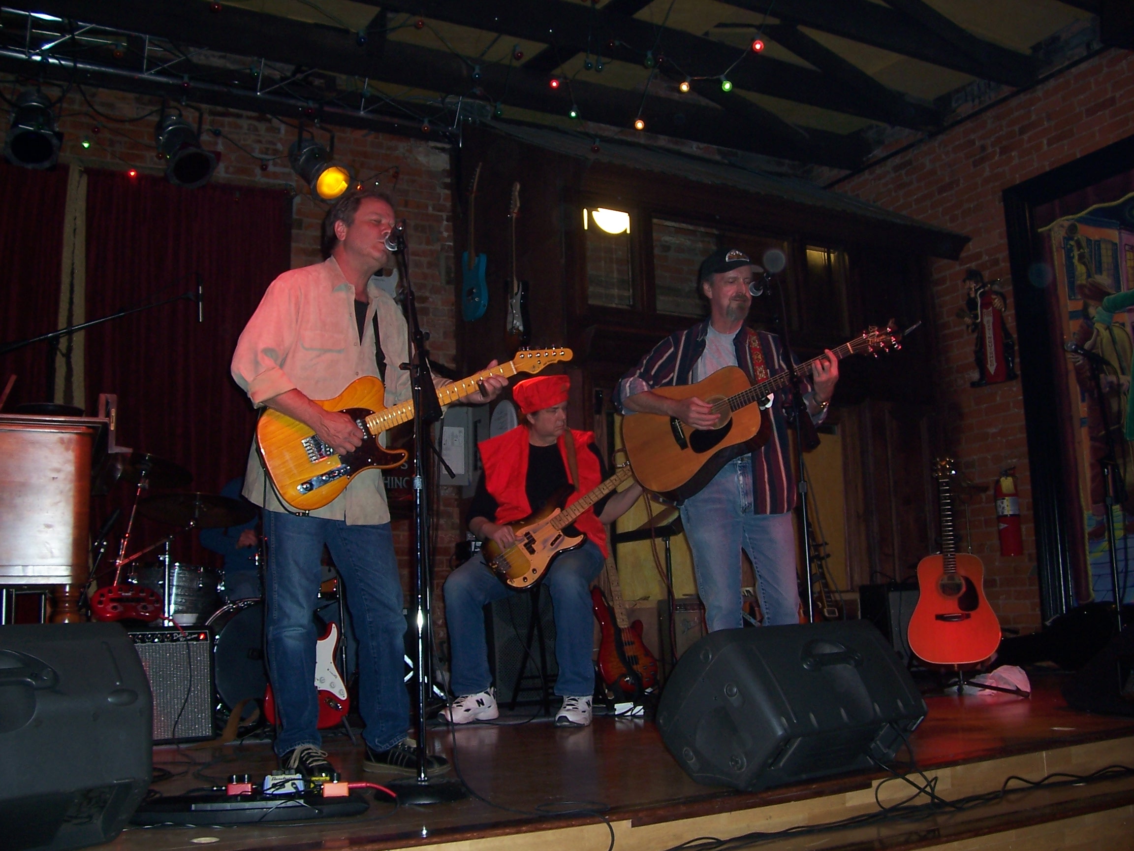 Tommy Talton, Johnny Sandlin & Scott Boyer doing Please Be With Me at Johnny Sandlin's. April 16, 2005
