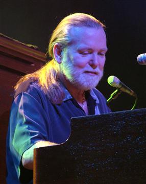 Gregg Allman (4) in Charlotte, NC October 2, 2005 by Dave B. Roberts / StagefrontPhotos.com