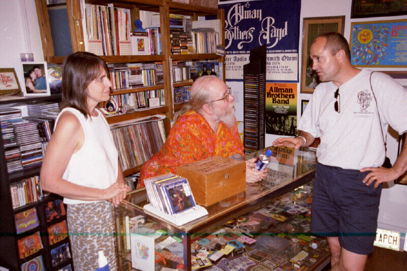 Matjaz Kumelj traveled all the way from Slovenia to visit Kirk & Kirsten at The Big House - Summer 2001.